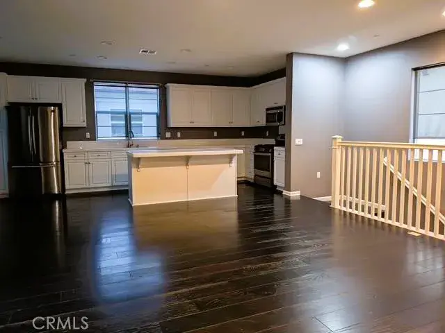 21758 Candela, Saugus, CA 91350 - #2