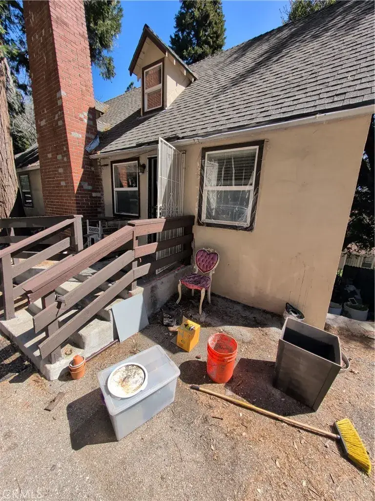 797 W Village, Crestline, CA 92325 - #1