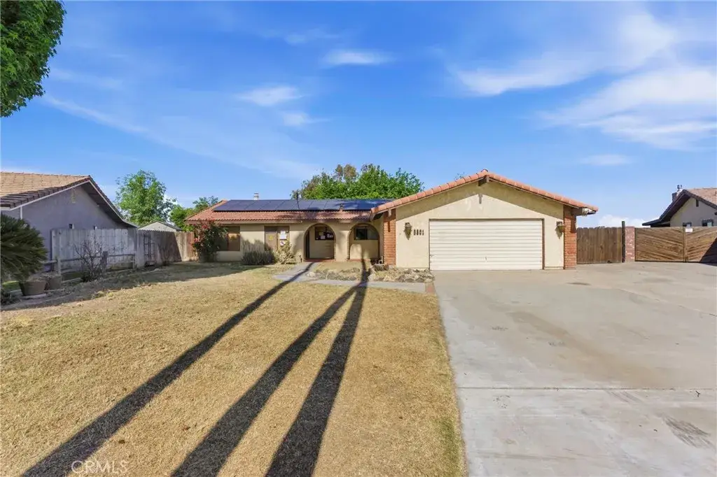 8801 Sorrel, Bakersfield, CA 93307 - #1