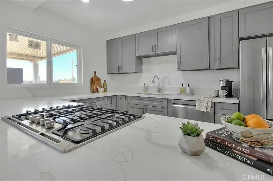 20916 Thunderbird, Apple Valley, CA 92307 - #2