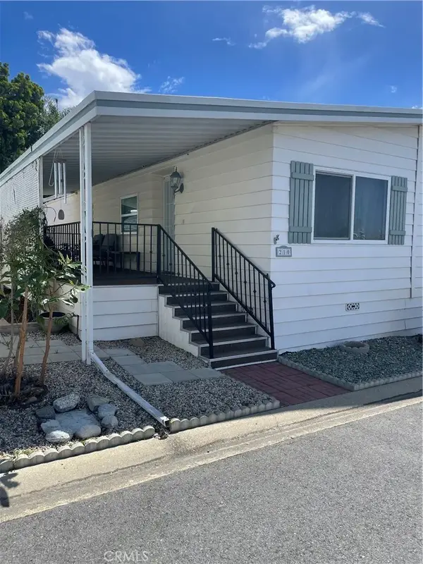 3800 Bradford #210, La Verne, CA 91750