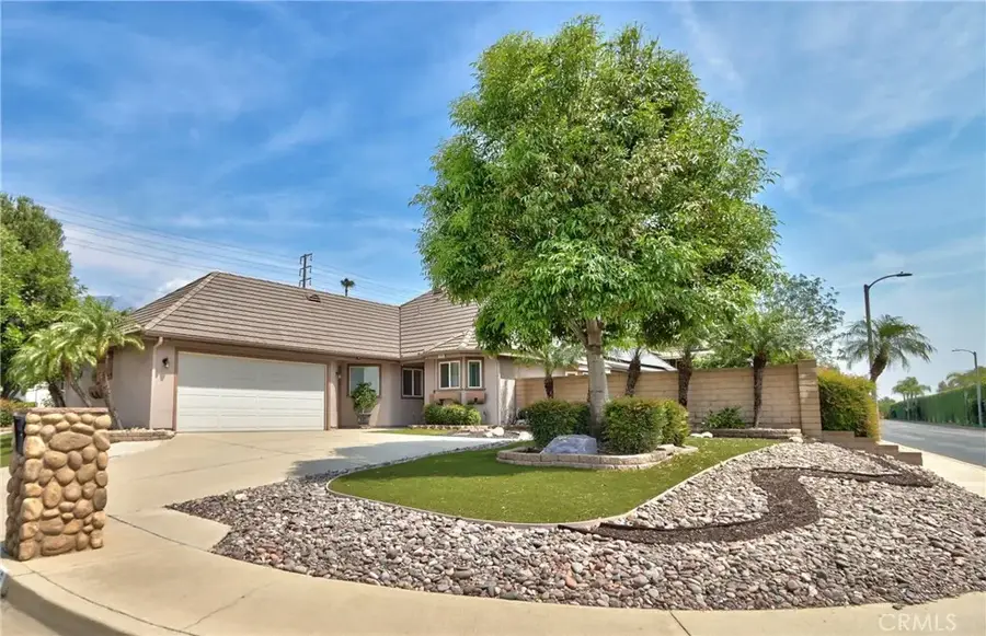 1986 White Rabbit, Upland, CA 91784 - #2