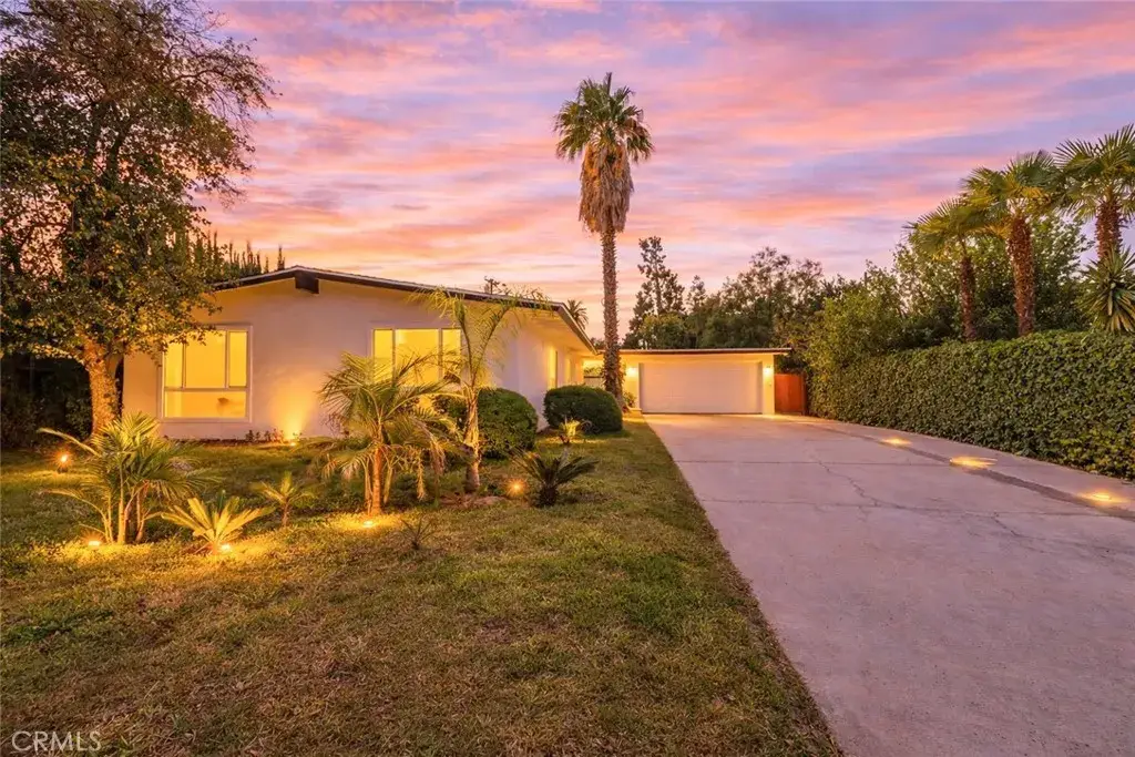979 Kevin Ave, Redlands, CA 92373 - #1