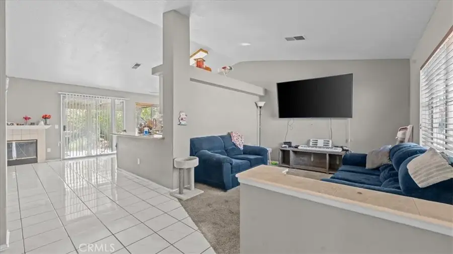 15711 Garnet, Victorville, CA 92394 - #3
