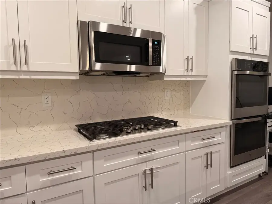 562 Hudson Way, Rialto, CA 92377 - #3