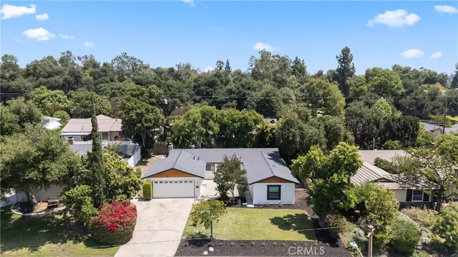 570 Converse, Claremont, CA 91711 - #3