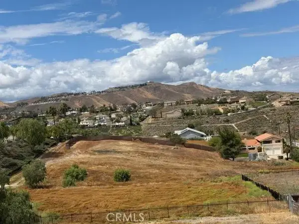 0 Runner Ridge, Riverside, CA 92503