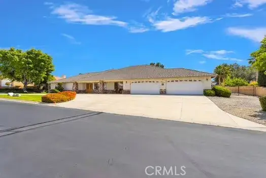 19875 Eyota Road, Apple Valley, CA 92308 - #2
