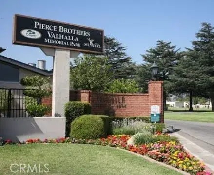 10621 Victory, North Hollywood, CA 91606