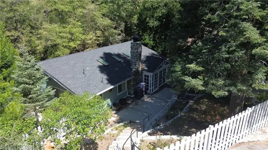 1076 Calanda, Crestline, CA 92325 - #2
