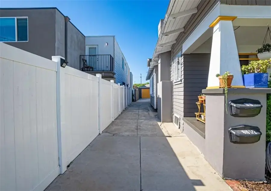 1610 N 36th North, Los Angeles, CA 90018 - #3