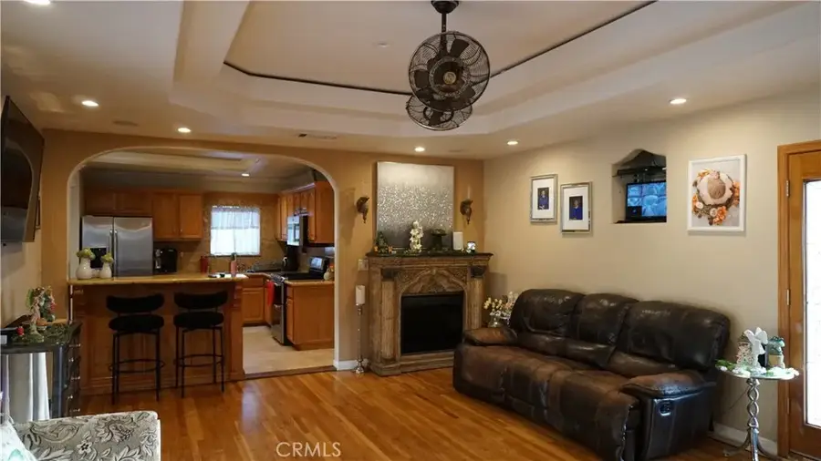 5032 N Bonnie Cove Avenue, Covina, CA 91724 - #3