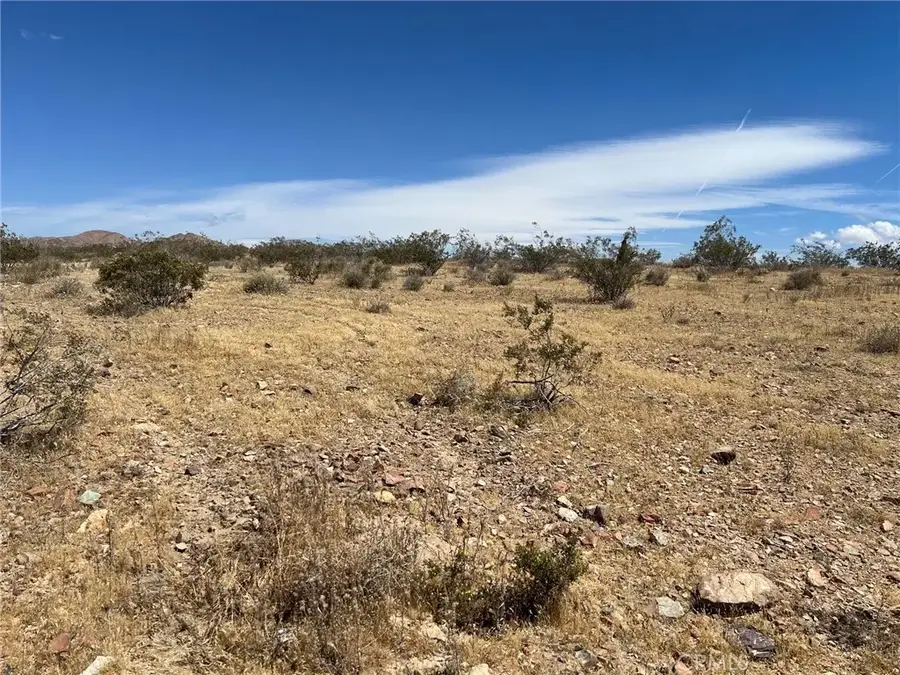 0 Leaping Lizard, Apple Valley, CA 92307 - #3
