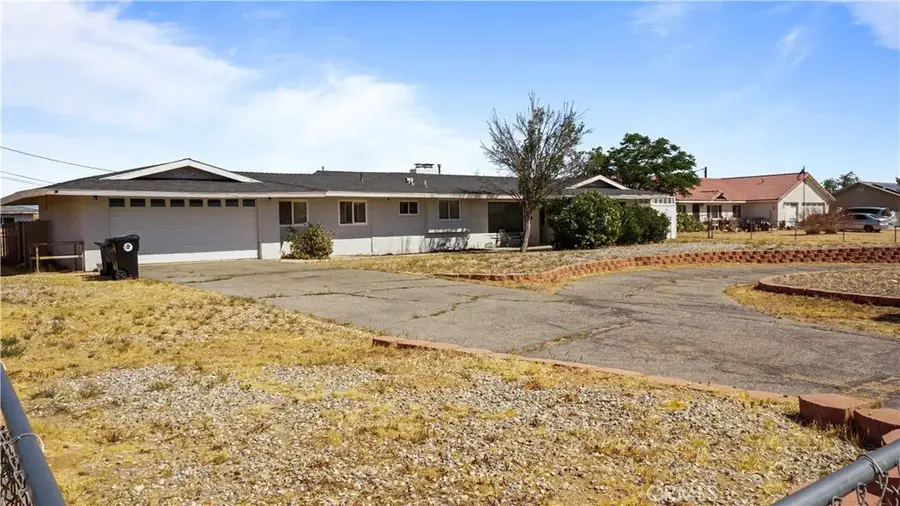 13814 Kiowa, Apple Valley, CA 92307 - #2
