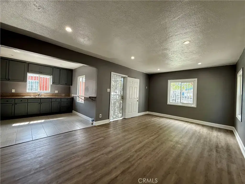 1359 E 108th, Los Angeles, CA 90059 - #1