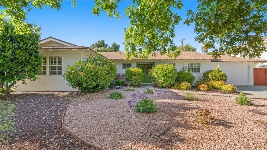 657 Aurora, Claremont, CA 91711 - #1
