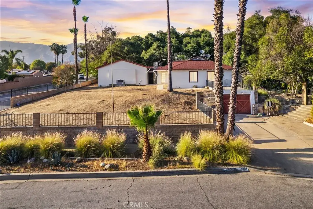 1449 E Bennett Avenue, Glendora, CA 91741 - #1
