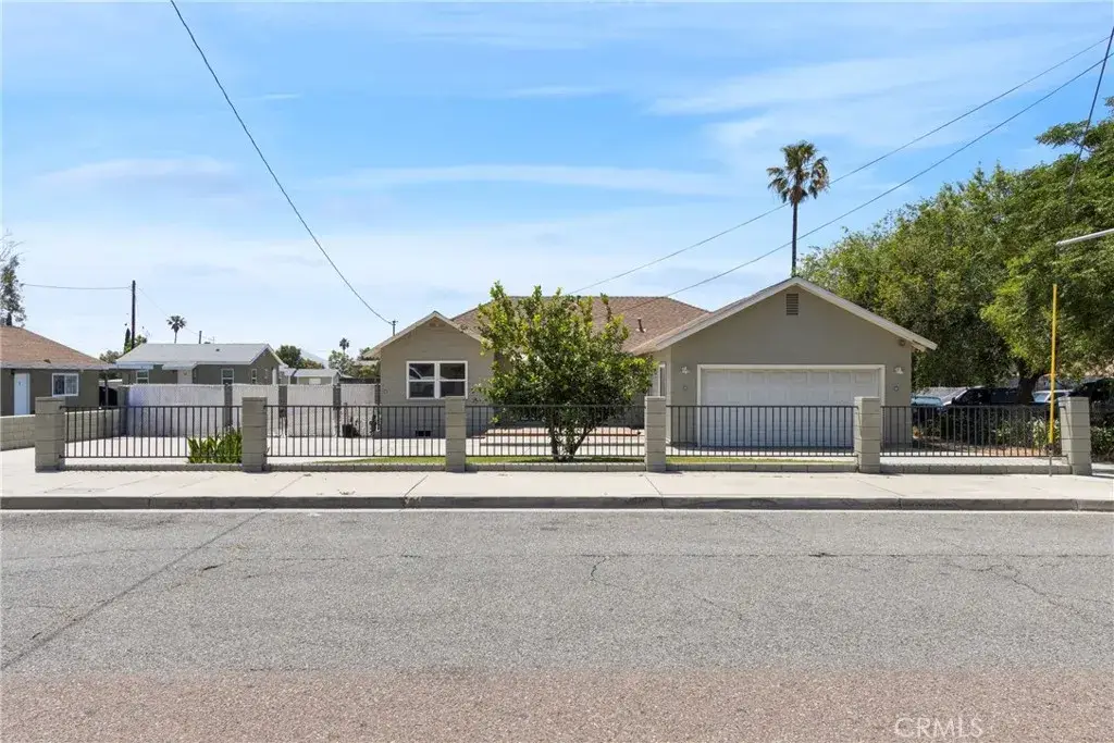 16397 Orange Way, Fontana, CA 92335 - #1