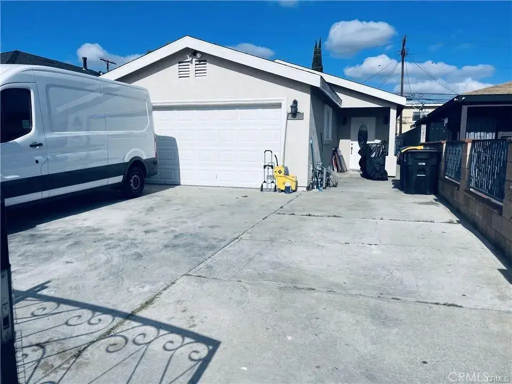 9517 San Miguel Avenue, South Gate, CA 90280 - #1