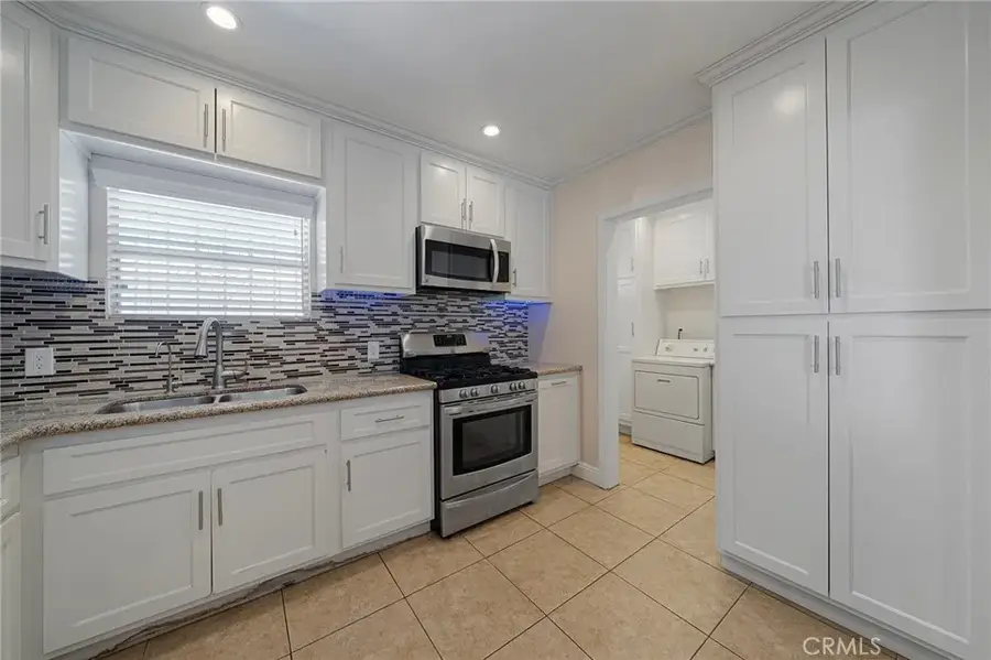753 W 104th Street, Los Angeles, CA 90044 - #3