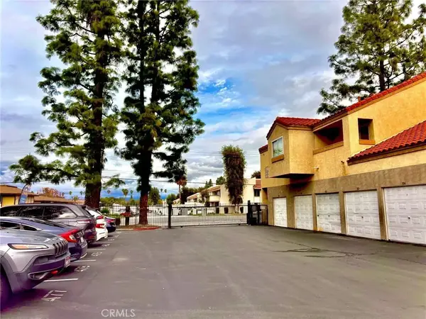 1110 W Blaine Street #102, Riverside, CA 92507