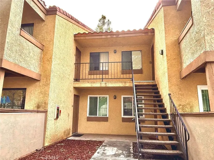 1110 W Blaine Street #102, Riverside, CA 92507 - #3