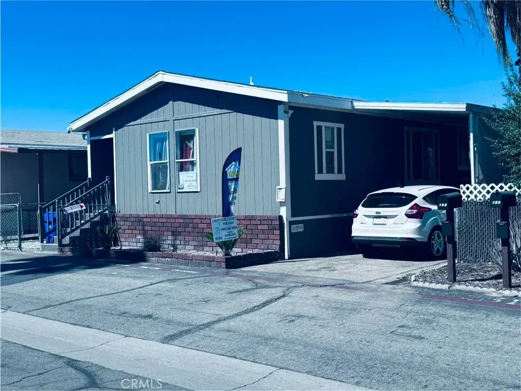 250 N Linden #250, Rialto, CA 92376 - #1