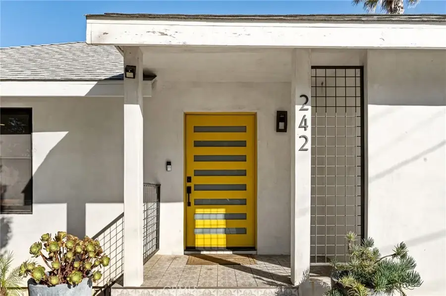 242 Thorne, Los Angeles, CA 90042 - #2