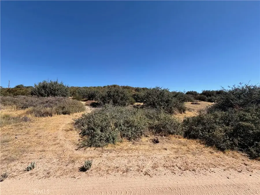 0 Edgehill Rd, Oak Hills, CA 92344 - #2