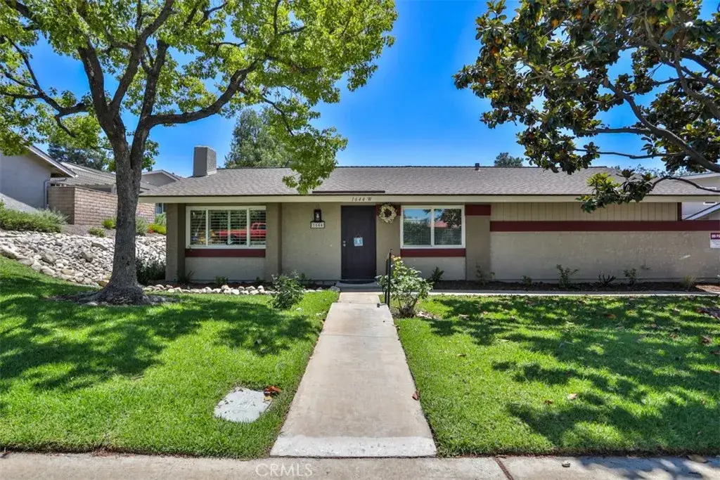 1644 Carmel Circle West, Upland, CA 91784 - #1