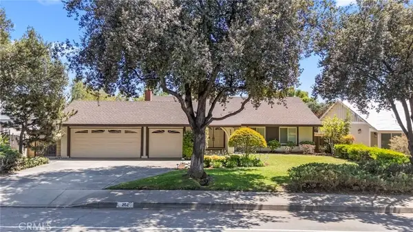252 E Radcliffe Drive, Claremont, CA 91711
