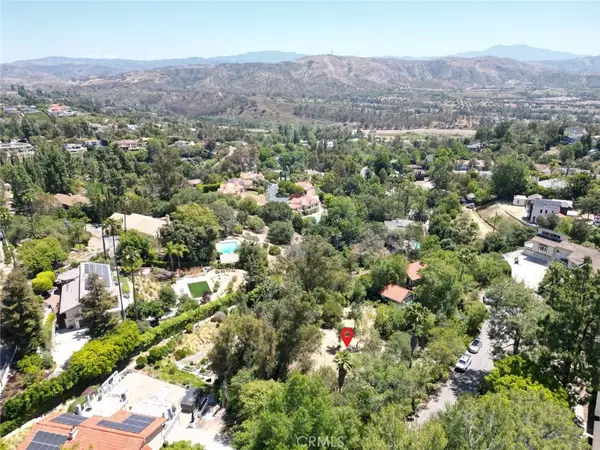50237210 Skyline View, Santa Ana, CA 92705