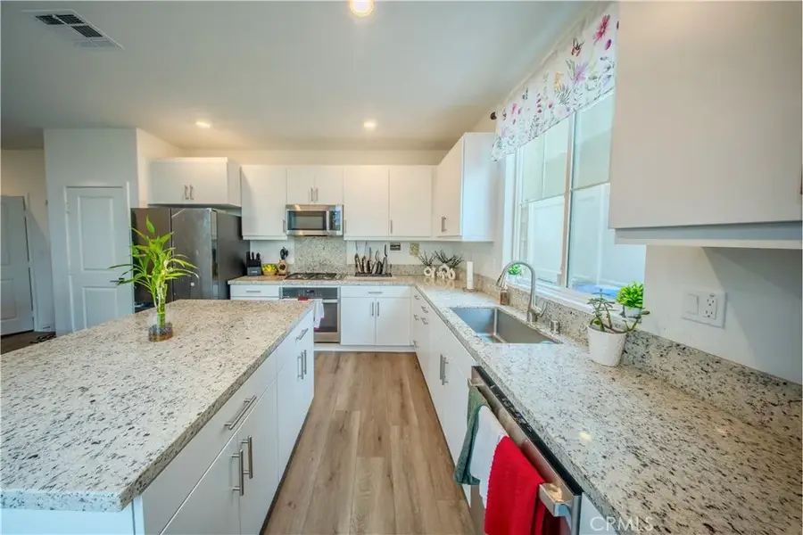 364 Castaic Way, Rialto, CA 92377 - #3