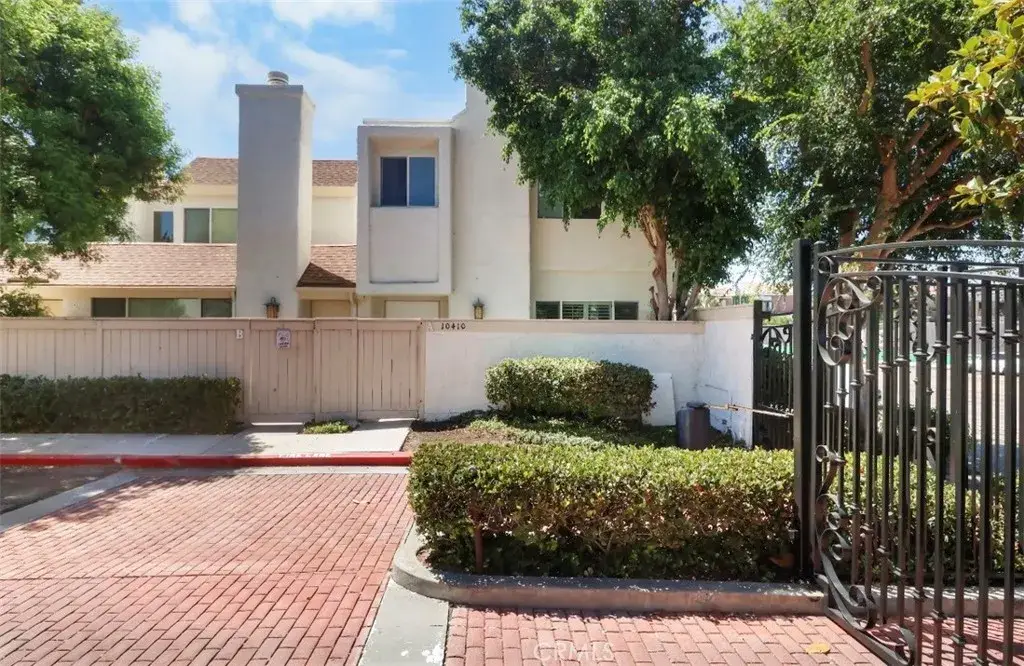 10410 Zelzah #A, Porter Ranch, CA 91326 - #1
