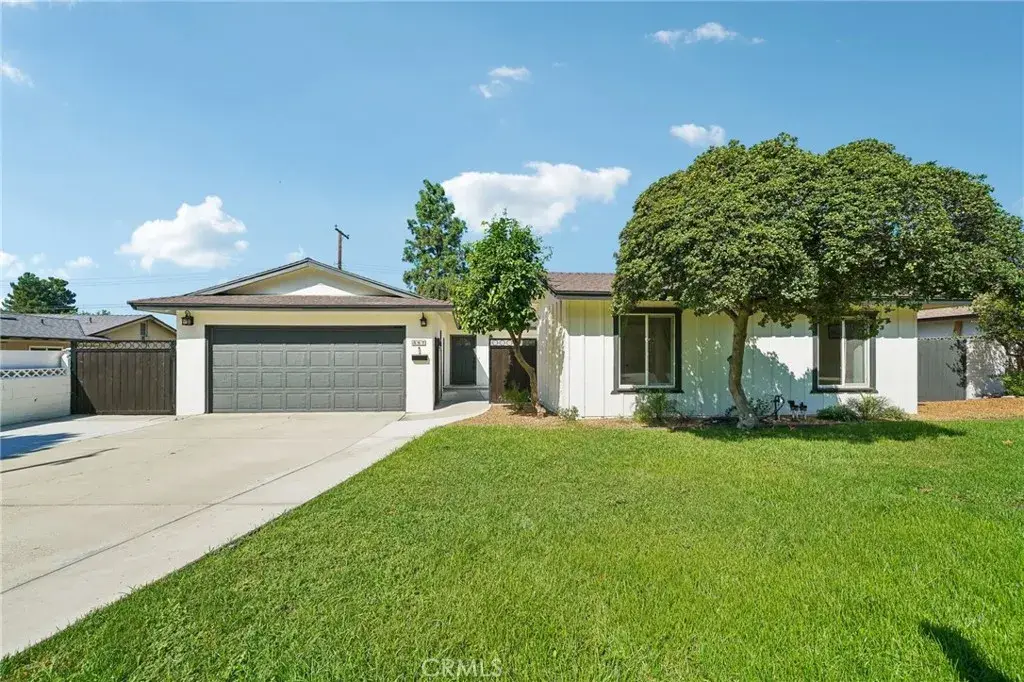587 Sycamore Avenue, Claremont, CA 91711 - #1
