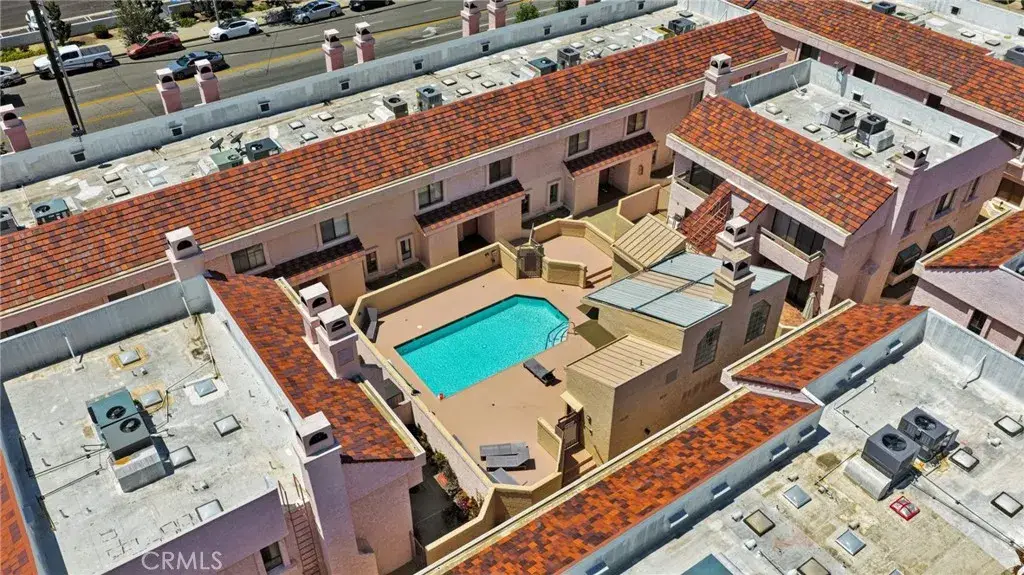 9906 Owensmouth #14, Chatsworth, CA 91311 - #1