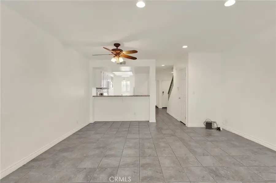 9906 Owensmouth #14, Chatsworth, CA 91311 - #3
