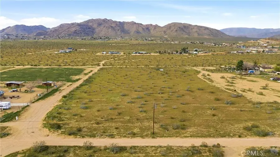 0 Thunderbird Rd 0436-192-84, Apple Valley, CA 92307 - #3