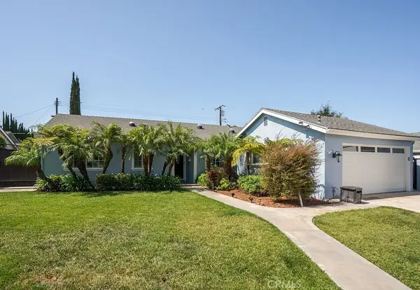 2914 E Lomita, Orange, CA 92867