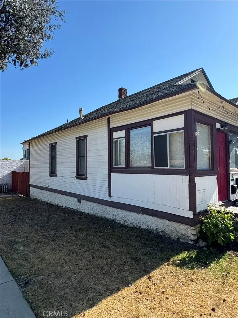 594 E 9th, Upland, CA 91786 - #3