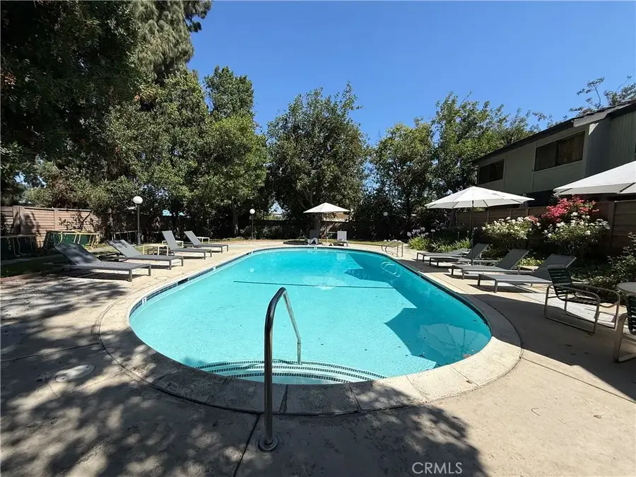 586 N Orange Grove, Pasadena, CA 91103 - #3