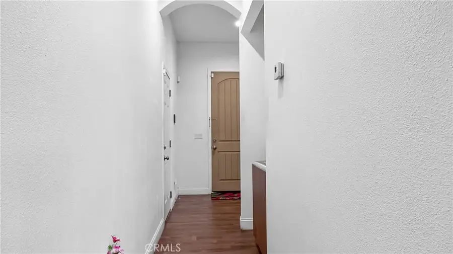 756 S 8th, Colton, CA 92324 - #3
