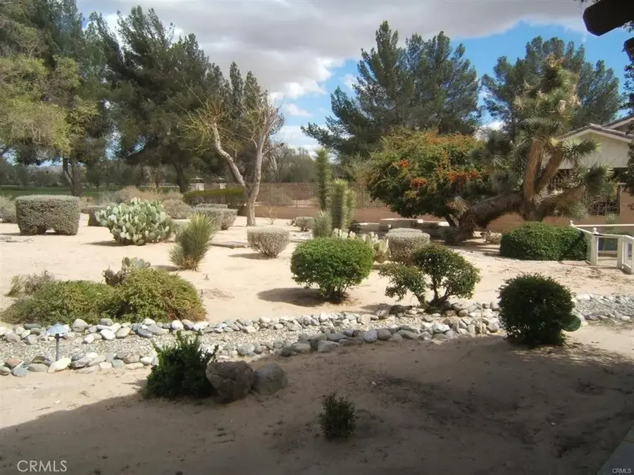 15201 Pocahantas, Apple Valley, CA 92307 - #2