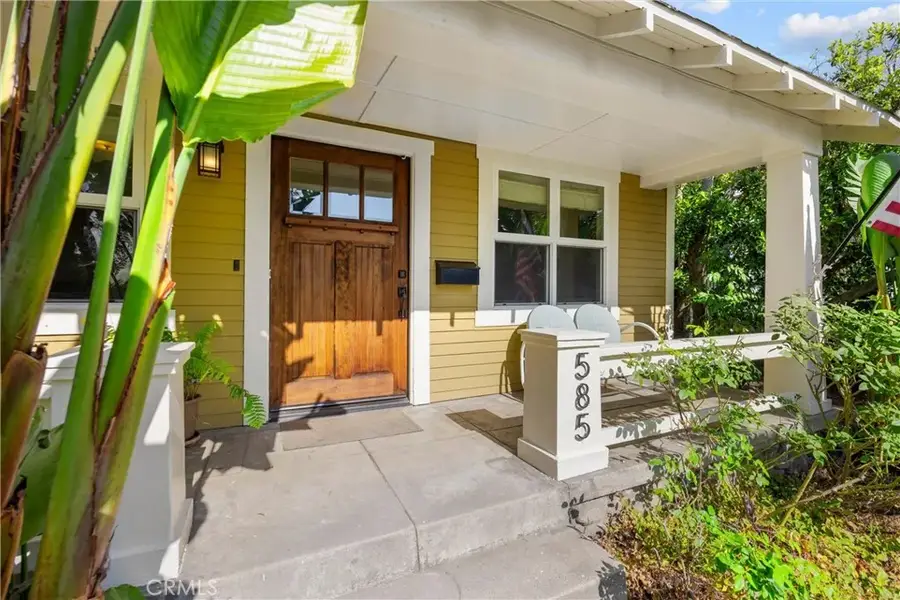 585 N 8th, Upland, CA 91786 - #2