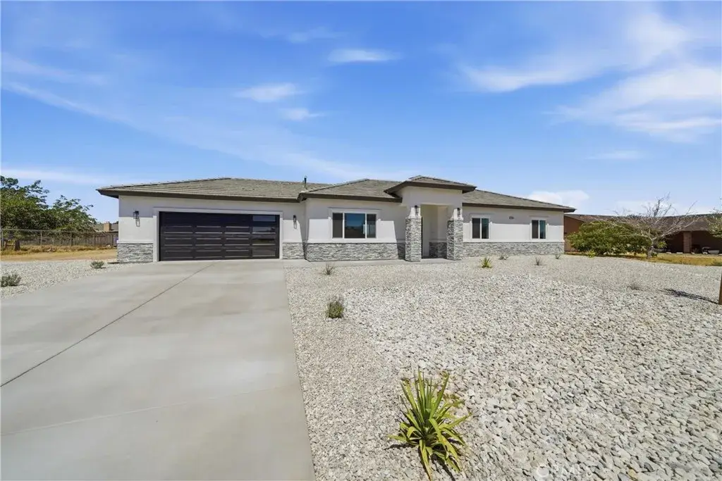 12658 Standing Bear Road, Apple Valley, CA 92308 - #1