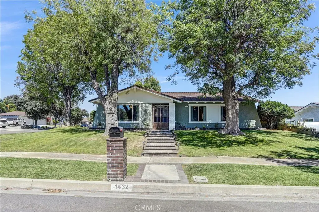 1432 N Erin Avenue, Upland, CA 91786 - #1