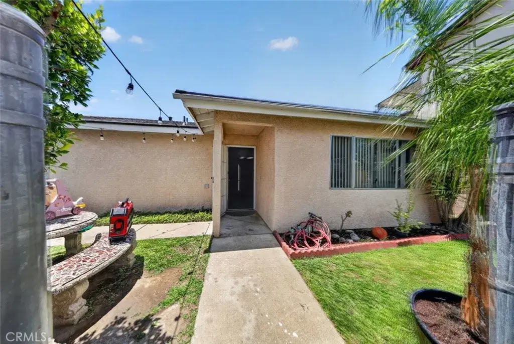 1012 N Vernon Avenue, Azusa, CA 91702 - #1