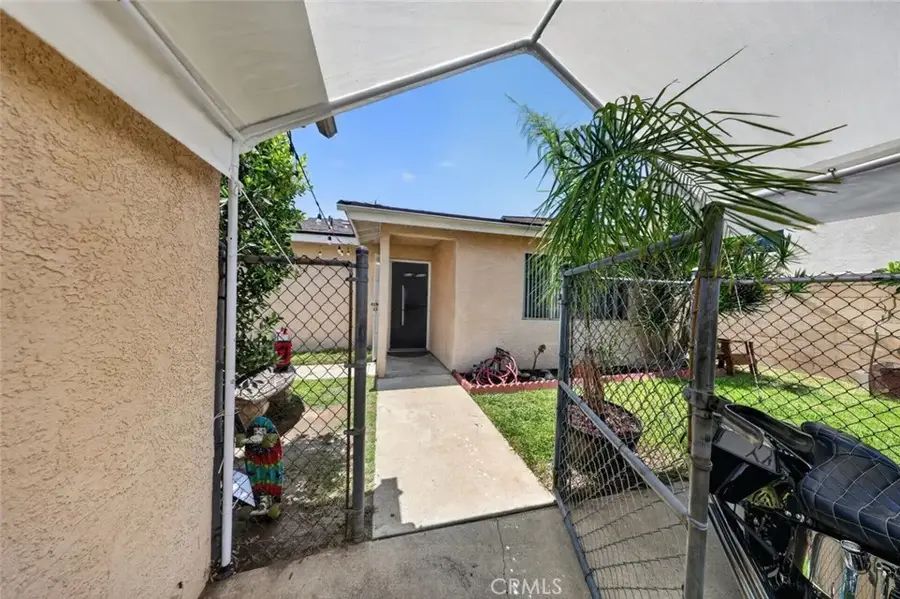 1012 N Vernon Avenue, Azusa, CA 91702 - #3