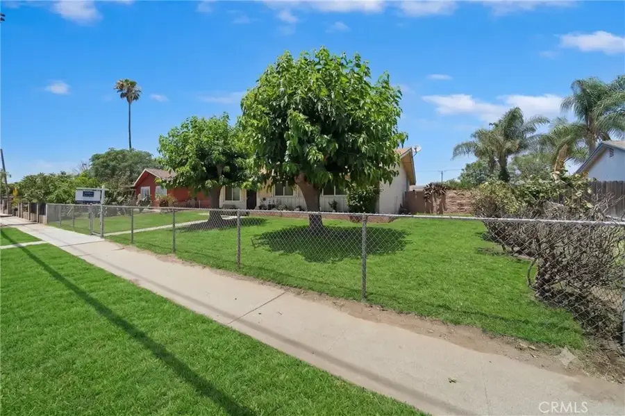 18234 Santa Ana, Bloomington, CA 92316 - #3