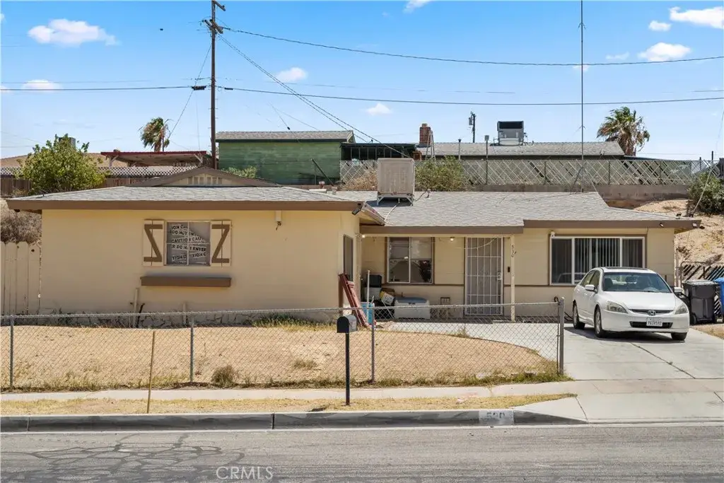 530 E Mountain View, Barstow, CA 92311 - #1